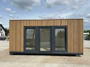 Módulo Pabellón Prefabricado de 18 m² – 6 × 3 m con Aislamiento Térmico