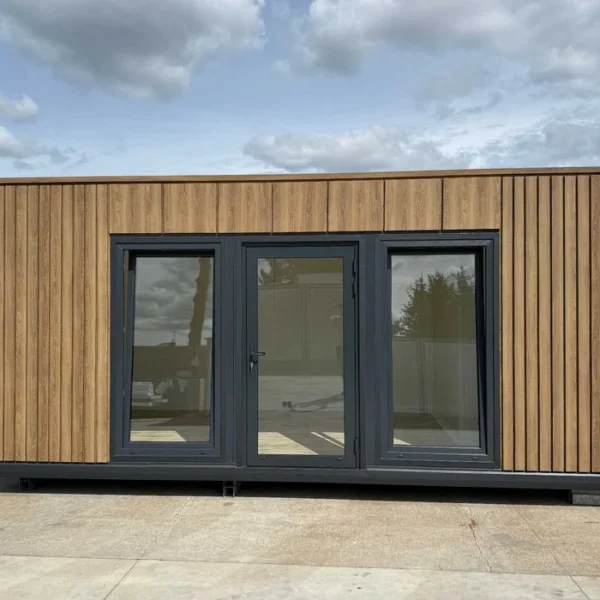 Módulo Pabellón Prefabricado de 18 m² – 6 × 3 m con Aislamiento Térmico