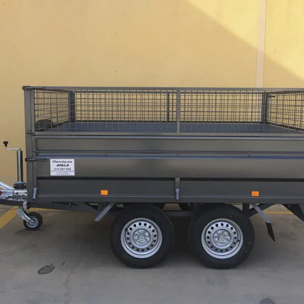 Remolque Bandeja Caja Abierta Alko 300×170 cm 2000 kg Doble Eje Ruedas Bajo Chasis Laterales