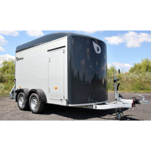 Remolque Furgón Cerrado Debon C500 Aluminio – 2000 kg – 313 × 166 × 201 cm – Doble Eje Frenado